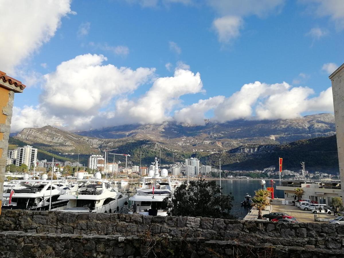 Bogdanovic * Budva